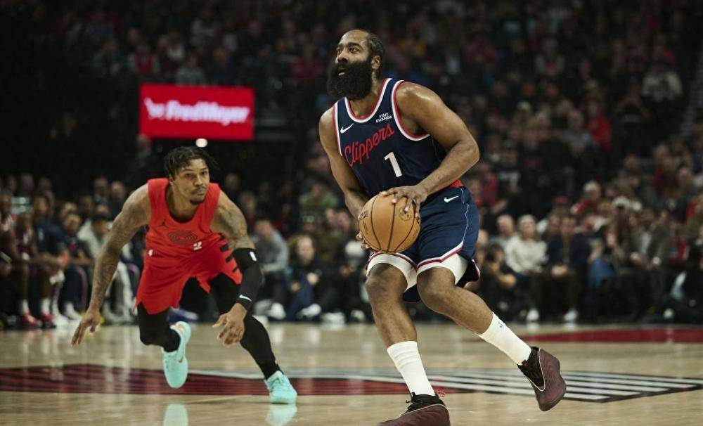 爱游戏-关于开拓者击败快船，后卫轰下分，全队取得关键胜利的信息